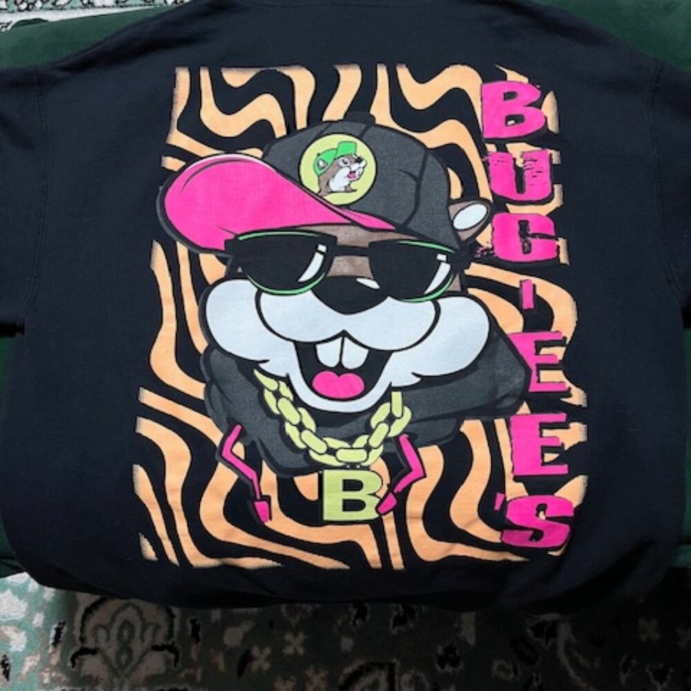 Oversized Medium Buc-ee's Black hooded Sweatshirt New without tags